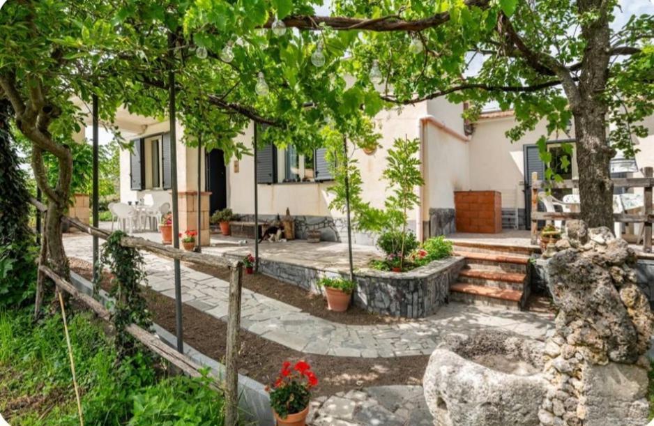 Вилла Etna, Salvia E Rosmarino Maletto Экстерьер фото